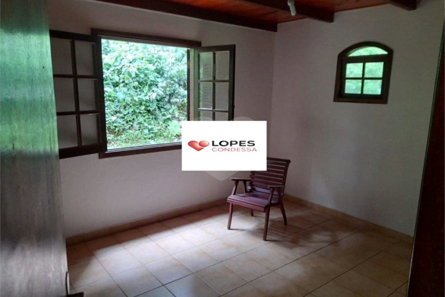 Casa à venda com 2 quartos em Terra Preta (terra Preta), Mairiporã, SP