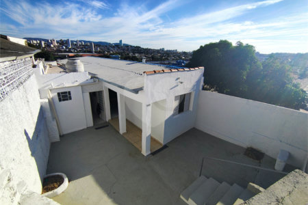 Casa à venda com 2 quartos, sendo 1 suíte, em Jardim Carlos Gomes, Jundiaí, SP