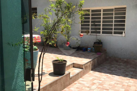 Casa à venda com 2 quartos, sendo 1 suíte, em Jardim Ester, São Paulo, SP