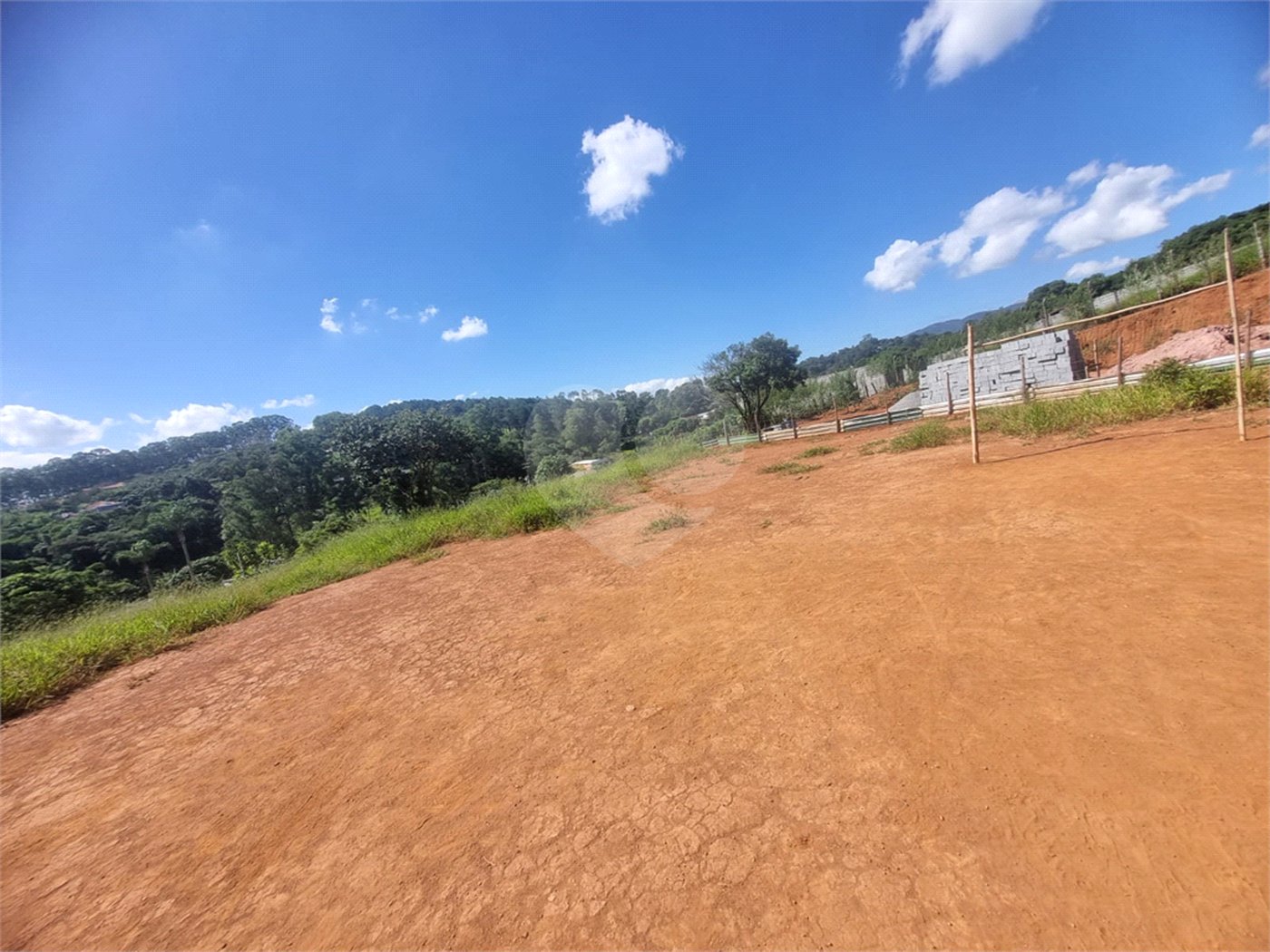 Terreno à venda em Jardim Estância Brasil, Atibaia, SP