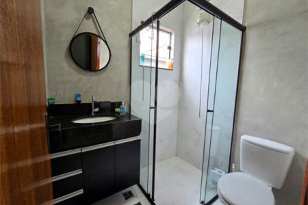 Casa à venda com 3 quartos, sendo 2 suítes,  no condomínio Residencial Marina, Itapetininga - SP