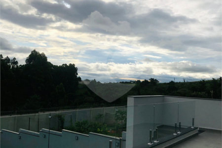 Casa à venda com 3 suítes no condomínio Residencial Fazenda Altaq Vista, Salto de Pirapora - SP