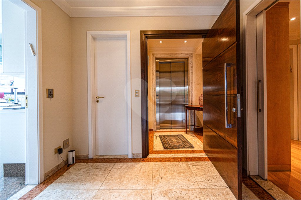 Apartamento à venda com 4 quartos, sendo 3 suítes,  em Perdizes, São Paulo, SP