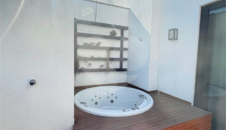 Cobertura à venda com 3 quartos, sendo 1 suíte,  em Tijuca, Rio de Janeiro, RJ