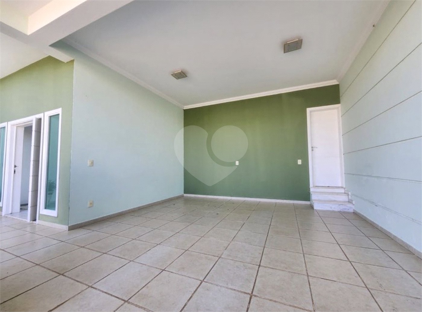 Casa à venda com 3 suítes no condomínio Villagio Di Verona, Vinhedo - SP