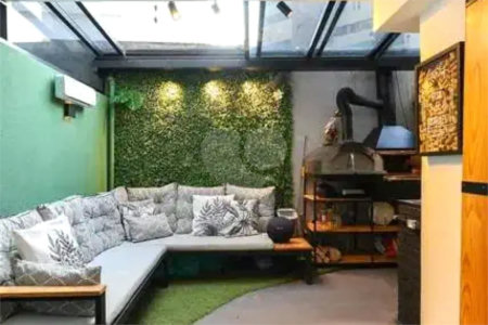 Casa à venda com 2 quartos, sendo 1 suíte,  no condomínio Cube Real Parque, São Paulo - SP