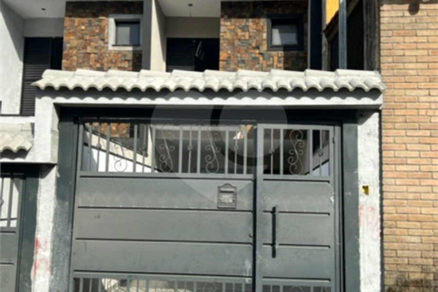 Sobrado à venda com 3 suítes em Mandaqui, São Paulo, SP