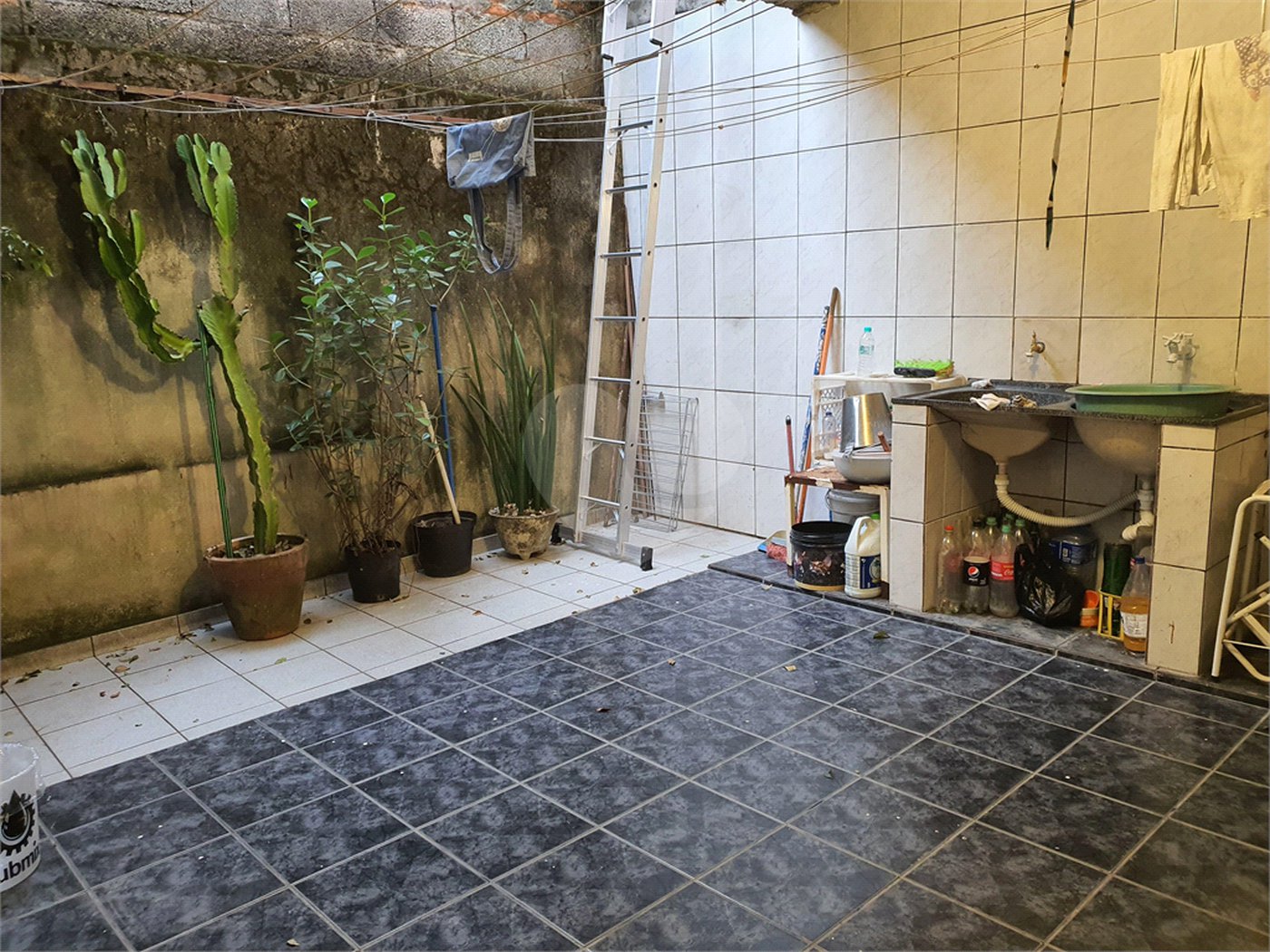 Sobrado à venda com 2 quartos, sendo 1 suíte, em Jardim Meliunas, São Paulo, SP