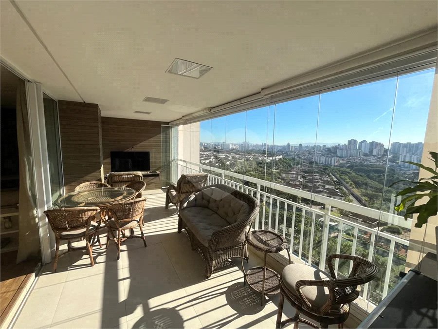 Apartamento à venda com 4 quartos, sendo 2 suítes, em MORUMBI, São Paulo, SP