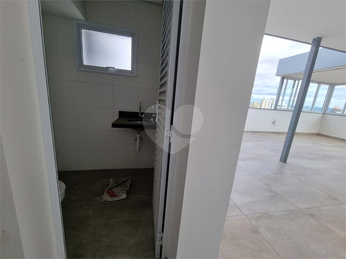 Duplex à venda com 2 quartos, sendo 1 suíte, no Centro, Sorocaba, SP