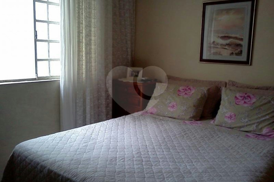 Casa Térrea Braz Leme | 300m² | 3 Dormitórios | 5 Vagas | Excelente Localização