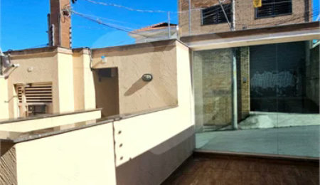 Casa à venda com 2 suítes no condomínio Residence Adelina, São Paulo - SP