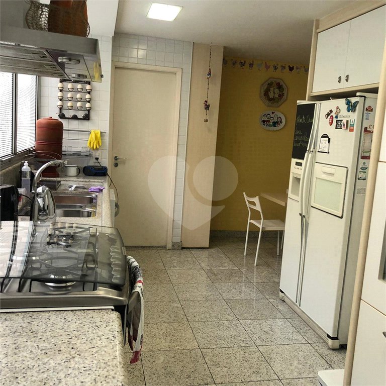 Apartamento à venda com 4 quartos, sendo 3 suítes, em Alto da Boa Vista, São Paulo, SP