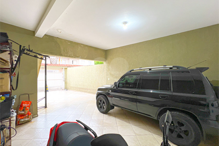 Casa à venda com 3 quartos, sendo 1 suíte,  no condomínio 658, São Paulo - SP