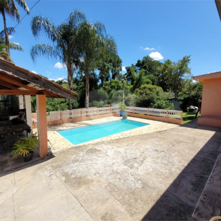 Chácara à venda com 3 quartos, sendo 1 suíte,  em Jardim Imperial, Atibaia, SP