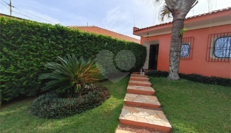 Casa à venda com 3 quartos, sendo 1 suíte,  em Vila Rosa, Itapetininga, SP