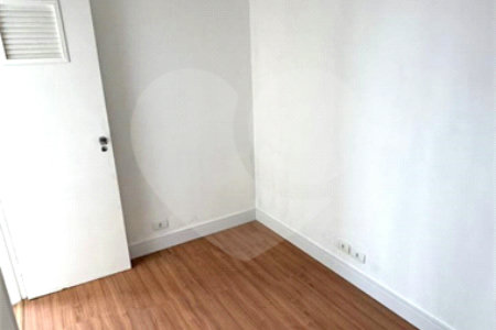 Apartamento à venda com 3 quartos, sendo 1 suíte, em Vila Ivone, São Paulo, SP