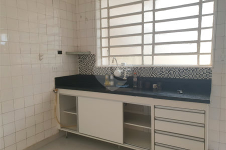 Casa Térrea à venda com 4 quartos em Cidade Monções, São Paulo, SP