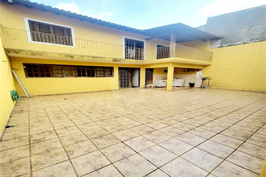 Casa à venda com 4 quartos em Jardim Almeida Prado, Guarulhos, SP