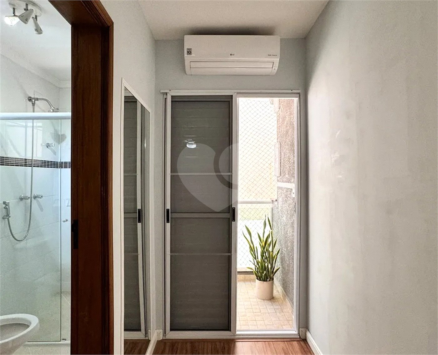 Casa à venda com 3 suítes em Água Fria, São Paulo, SP