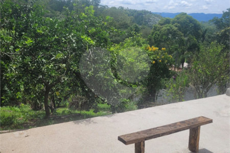 Chácara à venda com 3 quartos em Chácaras Copaco, Arujá, SP