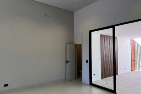 Casa à venda com 4 quartos, sendo 2 suítes, no condomínio Residencial Damha Belvedere, Presidente Prudente - SP