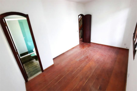 Casa à venda com 4 quartos, sendo 1 suíte, em Maracanã, Rio de Janeiro, RJ