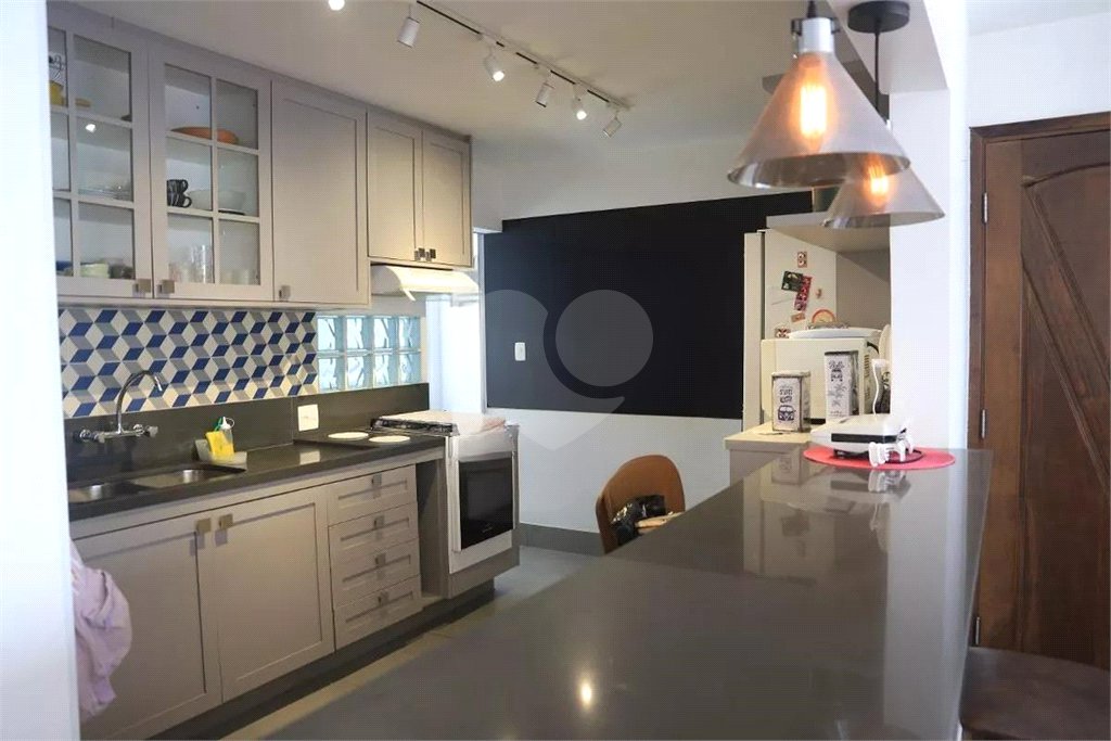 Apartamento à venda com 3 quartos, sendo 1 suíte, em Vila Clementino, São Paulo, SP