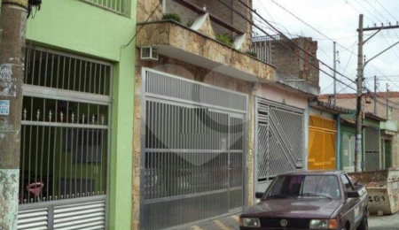 Sobrado à venda com 4 quartos, sendo 1 suíte,  em Parque Edu Chaves, São Paulo, SP