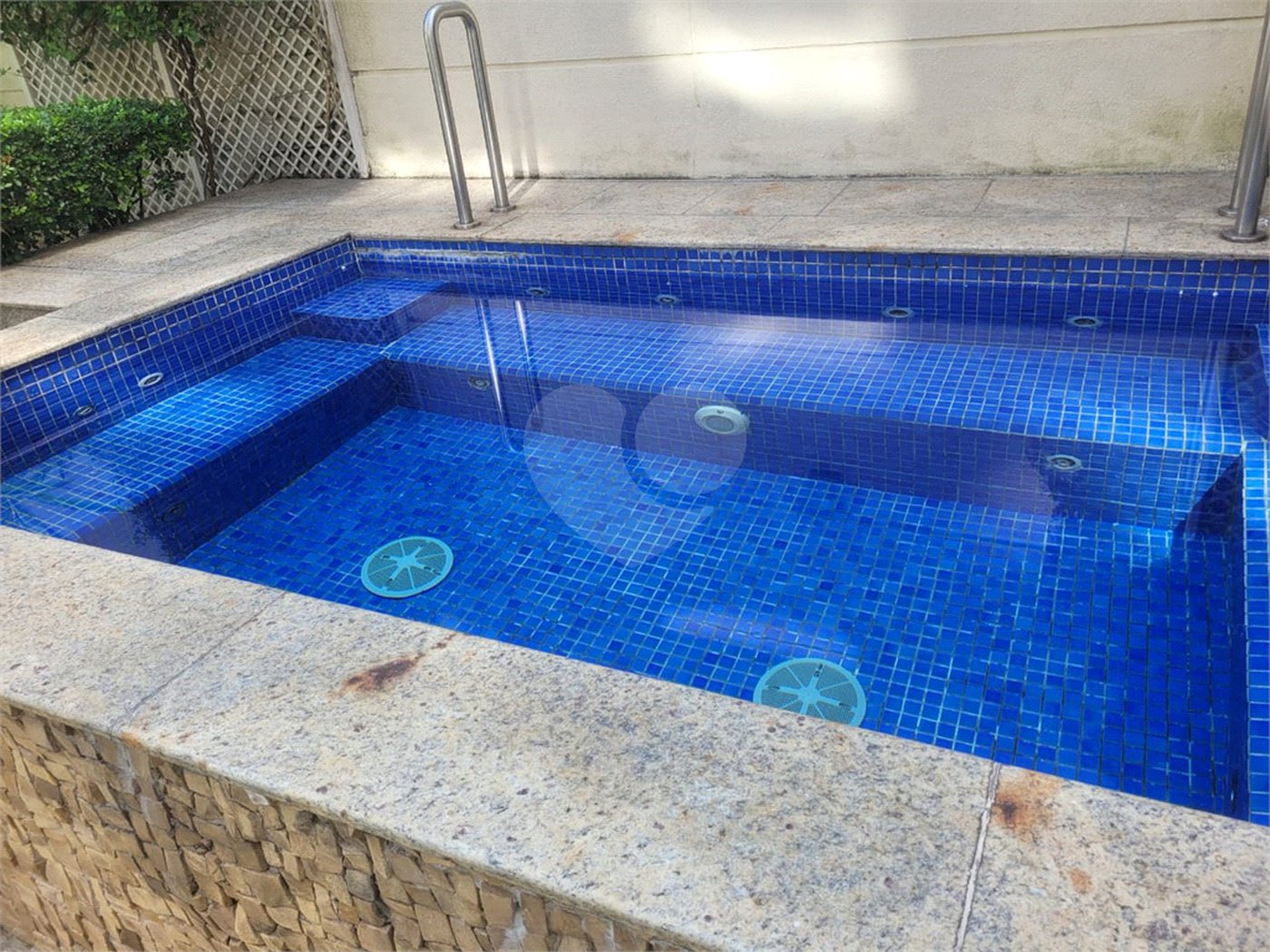 Apartamento à venda com 3 quartos, sendo 2 suítes, em Vila Uberabinha, São Paulo, SP