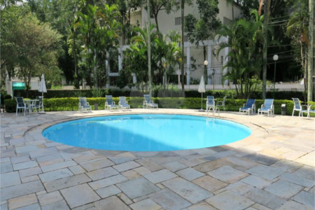 Apartamento à venda com 3 quartos, sendo 1 suíte,  em Vila Andrade, São Paulo, SP