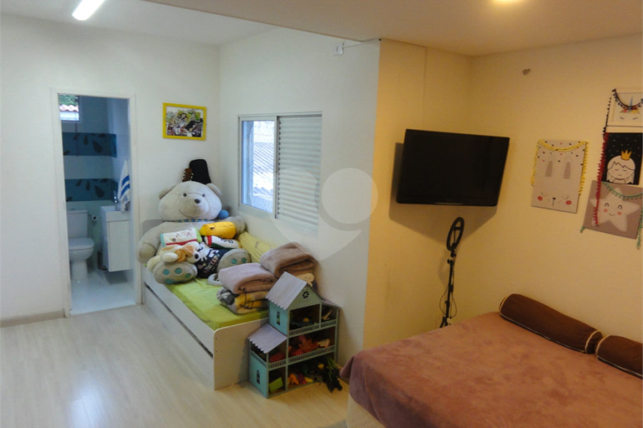 Sobrado à venda com 3 quartos, sendo 1 suíte, em Tremembé, São Paulo, SP