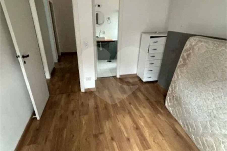 Sobrado à venda com 3 quartos, sendo 1 suíte,  em Horto, São Paulo, SP