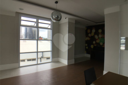 Apartamento à venda com 3 quartos, sendo 1 suíte, em Barra Funda, São Paulo, SP