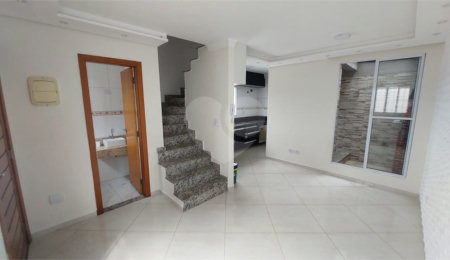 Casa à venda com 2 suítes no condomínio Residencial Pitangueiras, São Paulo - SP