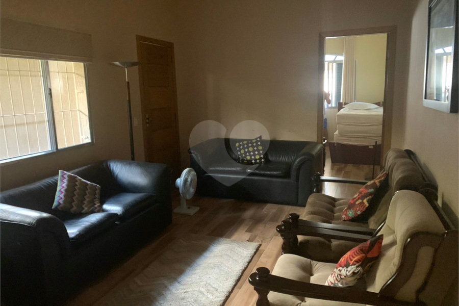 Sobrado à venda com 3 quartos, sendo 1 suíte, em Tremembé, São Paulo, SP