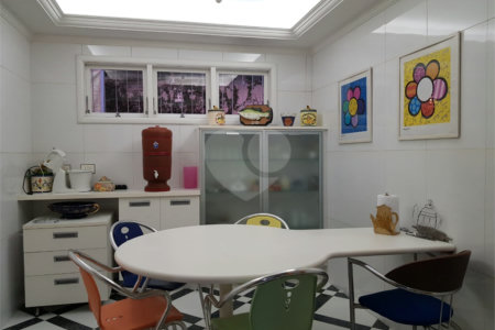 Sobrado à venda com 4 quartos, sendo 2 suítes, em Jardim Marajoara, São Paulo, SP