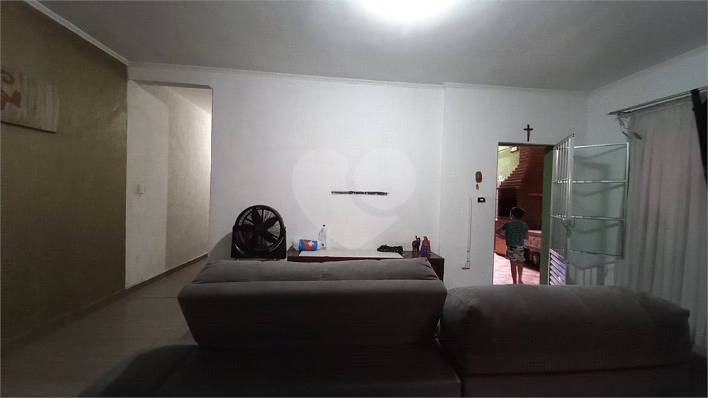 Sobrado à venda com 6 quartos, sendo 1 suíte,  em Vila Medeiros, São Paulo, SP