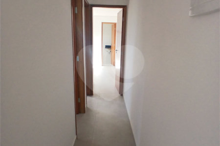 Casa à venda com 2 quartos no condomínio Sintra, São Paulo - SP