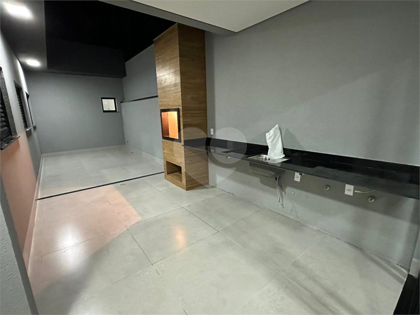 Casa à venda com 3 quartos, sendo 1 suíte, em Jardim Bom Sucesso, Indaiatuba, SP