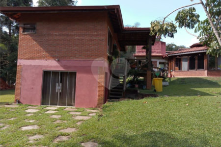 Chácara à venda com 4 quartos, sendo 3 suítes,  em Tupy, Itapetininga, SP