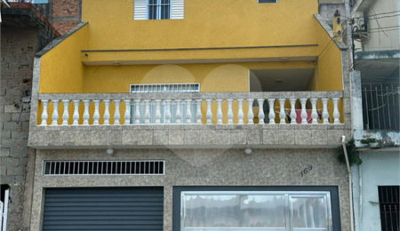 Sobrado à venda com 3 quartos, sendo 1 suíte,  em Perus, São Paulo, SP