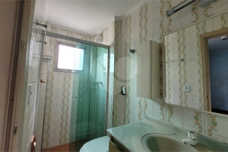 Apartamento à venda com 2 quartos, sendo 1 suíte,  em Vila Mariana, São Paulo, SP