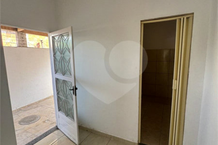 Casa Térrea à venda ou para alugar com 1 quarto em Campo Grande, Rio de Janeiro, RJ