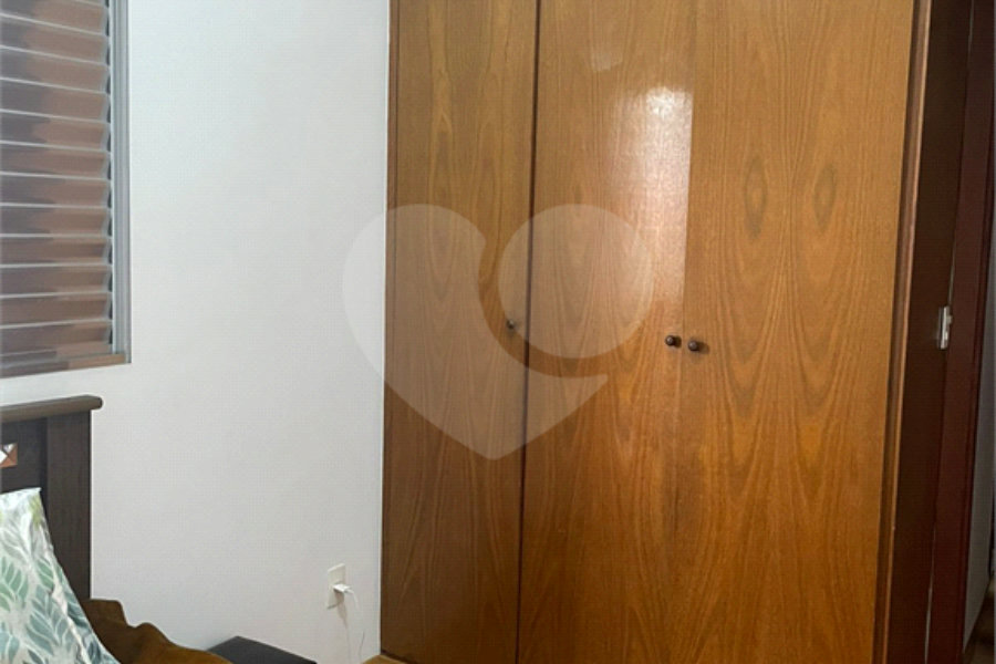 Sobrado à venda com 4 quartos, sendo 1 suíte,  em Horto Florestal, São Paulo, SP