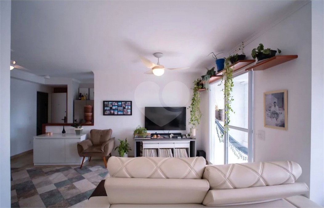 Apartamento à venda com 3 quartos, sendo 1 suíte, em Jardim das Vertentes, São Paulo, SP