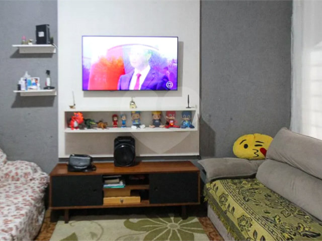 Sobrado à venda com 6 quartos, sendo 1 suíte,  em Vila Formosa, São Paulo, SP