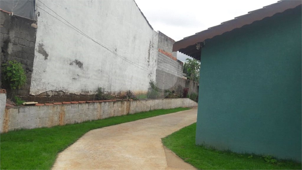Chácara à venda com 5 quartos, sendo 2 suítes, em Campos de Atibaia, Atibaia, SP