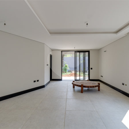 Casa à venda com 4 suítes no condomínio Reserva Robélia, São Paulo - SP