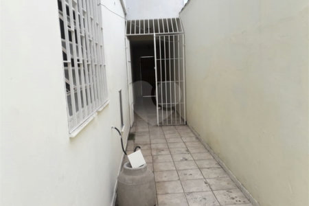 Casa à venda com 3 quartos, sendo 1 suíte,  no condomínio Residencial Cidade Monções, São Paulo - SP